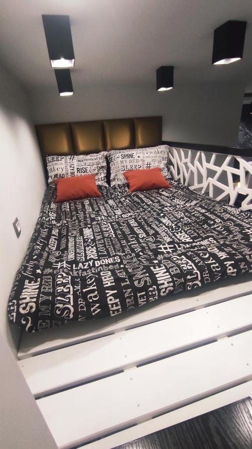 Apartament W Stylu Loft Jelenia Góra Exterior foto
